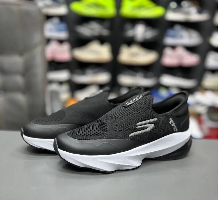 کتونی راحتی اسکیچرز طرح Go Walk Hands-Free Slip-ins